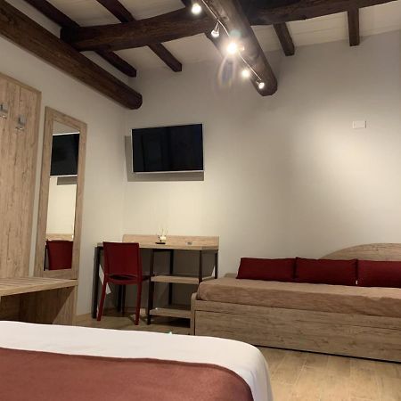 Otto Agriturismo أوتوبيانو المظهر الخارجي الصورة
